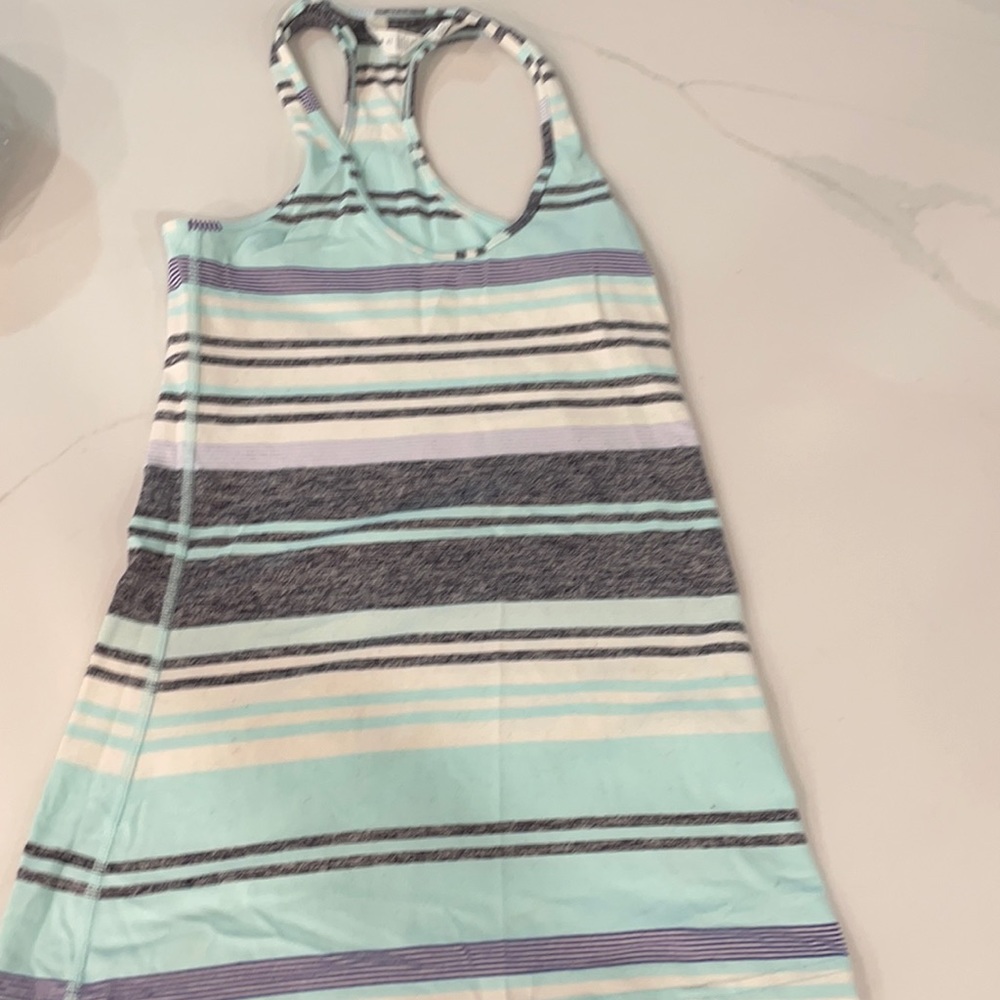 Lululemon tank top